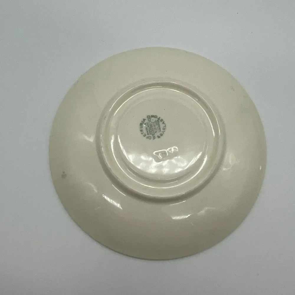 Wedgwood Edme Off-White Ribbed Rim Saucer in Excellent Used‎ Condition 5 1/2